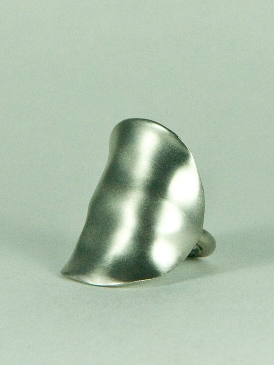 Kenneth Jay Lane Jewelry Garden Party Ring 22K GP | eBay KENNETH JAY LANE, SATN SILVER PLATE KNUCKLE-ONE SIZE-ADJUSTABLE.